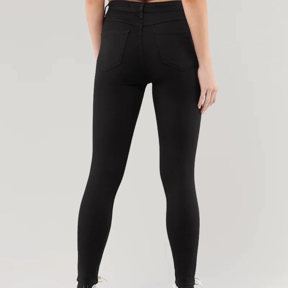 Hollister Ultra High Rise Jean Legging
